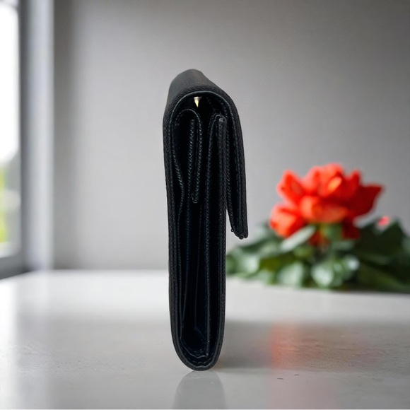 PRADA Triangle Nylon Saffiano leather bi-fold wallet. - Picture 5 of 10